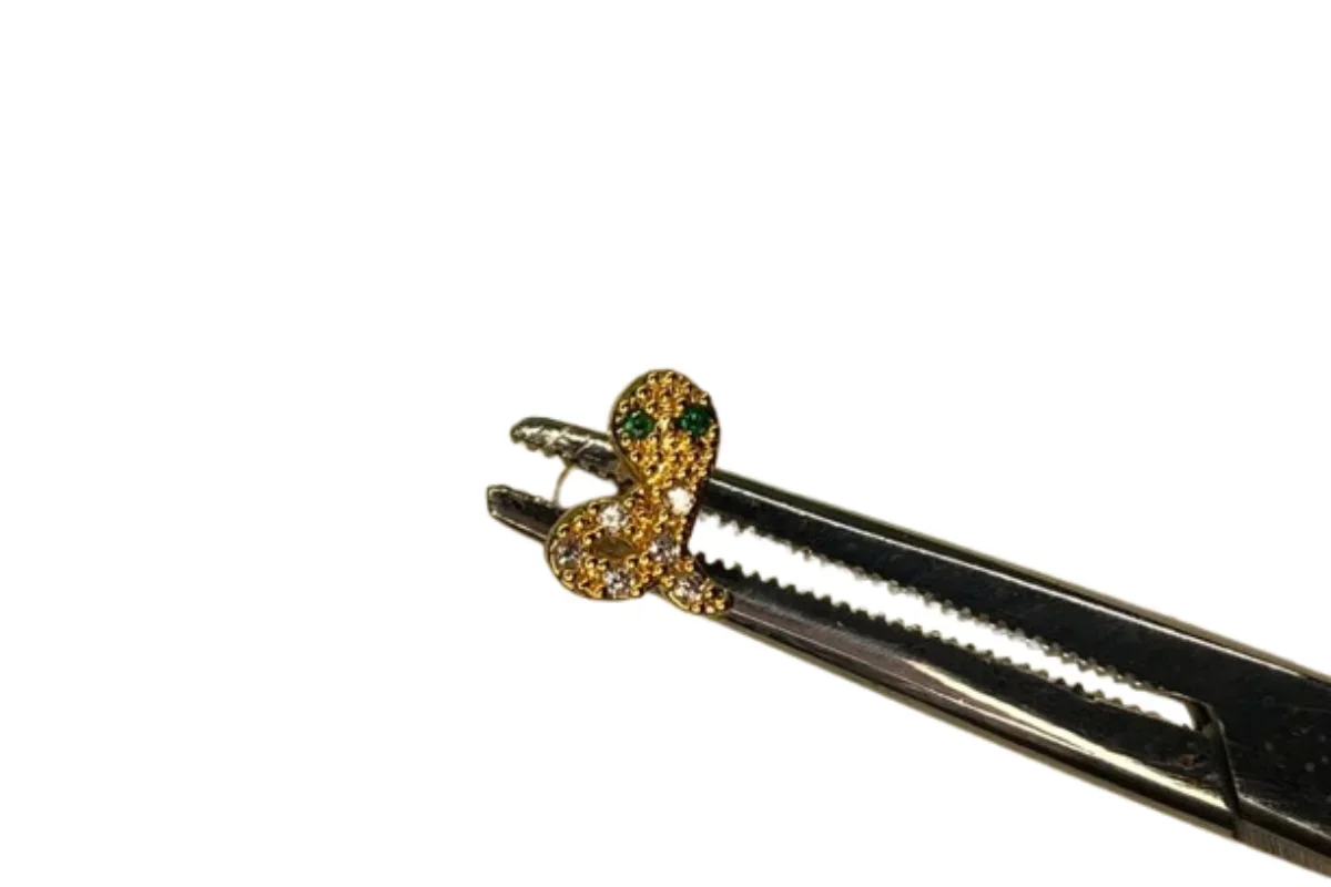 Green Eyes Snake — Oasis Piercing
