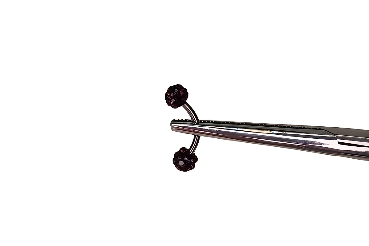 Bola de Fuego Mora — Oasis Piercing